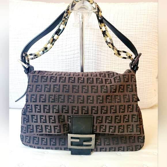 Fendi Mama Baguette - Picture 2 of 14